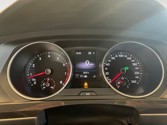 Volkswagen Tiguan 12 of 24