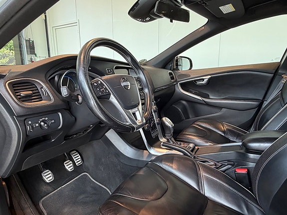 Volvo V40 4 of 7