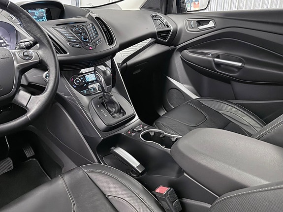 Ford Kuga 9 of 20