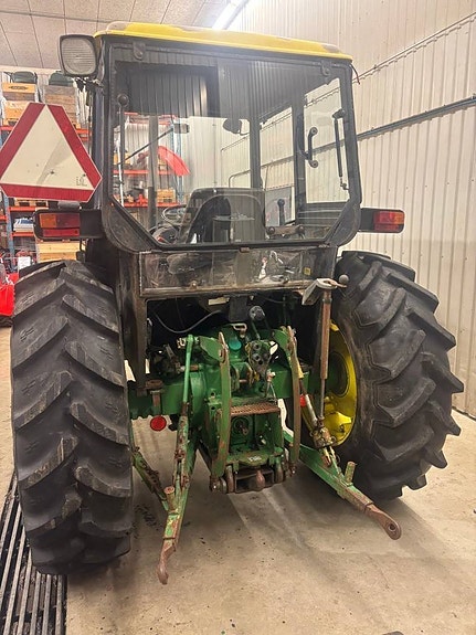 John Deere 1950 4 of 5
