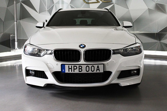 BMW 335d 9 of 27
