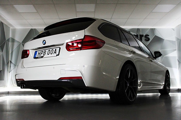 BMW 335d 8 of 27
