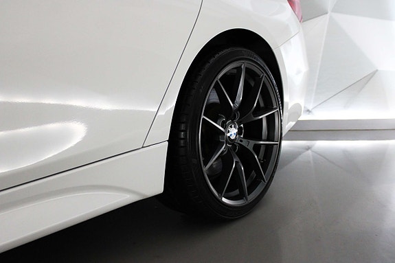 BMW 335d 23 of 27