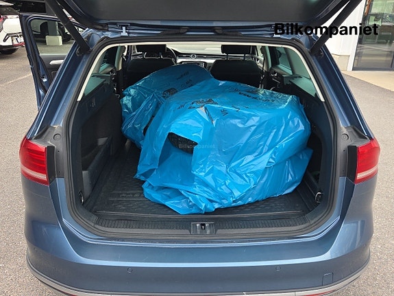 Volkswagen Passat Alltrack 14 of 14