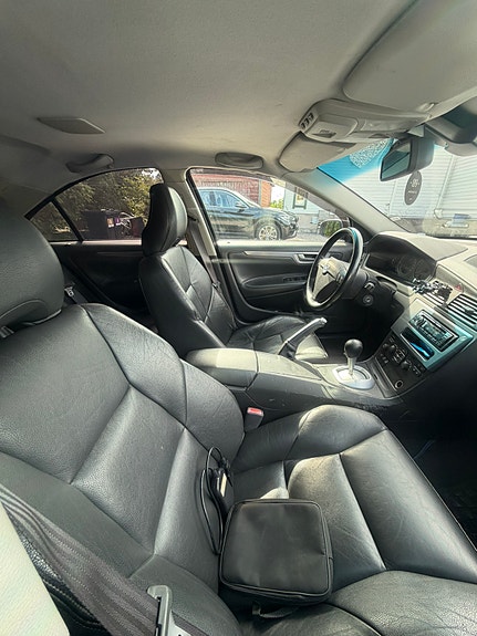 Volvo S60 5 of 5