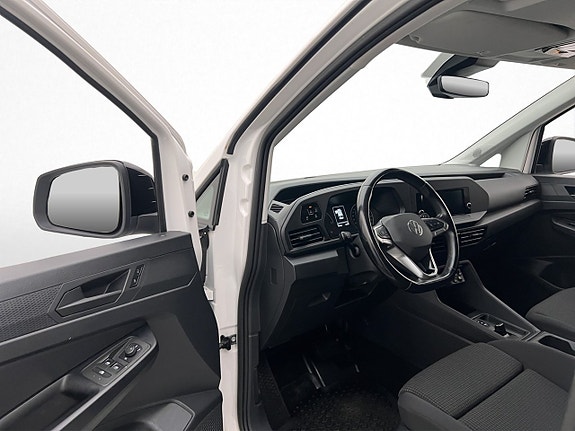 Volkswagen Caddy Maxi 16 of 30