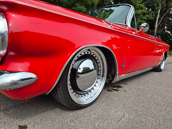 Chevrolet Corvair 4 of 5