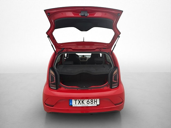 Volkswagen UP! 27 of 30
