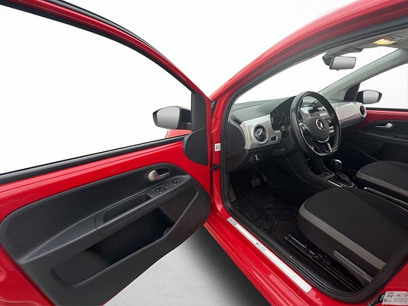 Volkswagen UP! 11 of 30