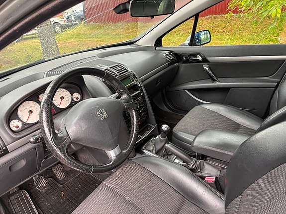 Peugeot 407 3 of 4