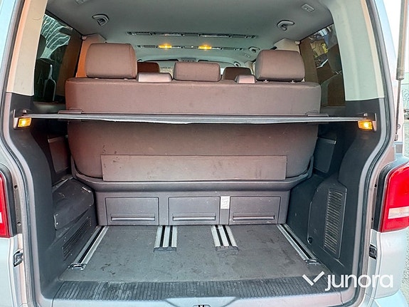 Volkswagen Multivan 13 of 13