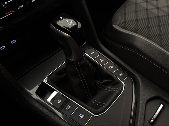 Volkswagen Tiguan 22 of 30
