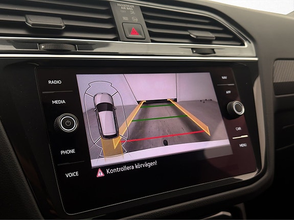 Volkswagen Tiguan 17 of 30