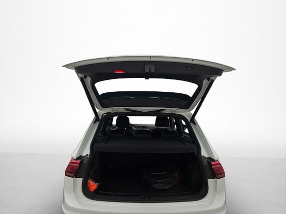 Volkswagen Tiguan 26 of 30
