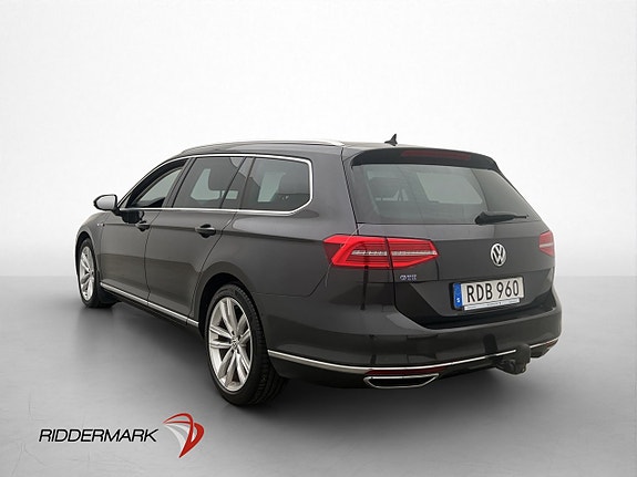 Volkswagen Passat 5 of 30