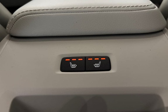 Volvo XC60 21 of 26
