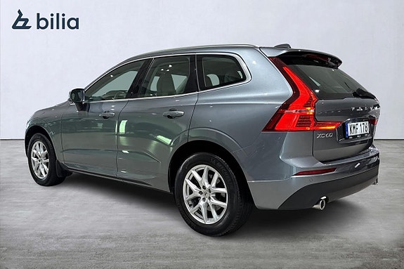 Volvo XC60 2 of 5