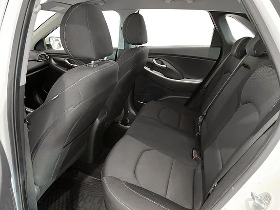 Hyundai i30 7 of 15