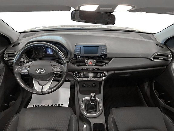 Hyundai i30 8 of 15