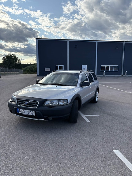 Volvo XC70 6 of 10