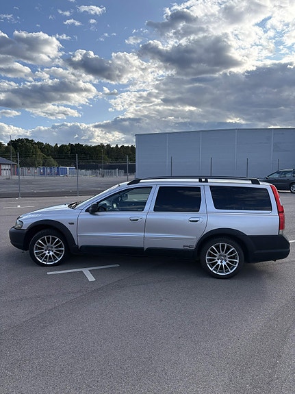 Volvo XC70 5 of 10