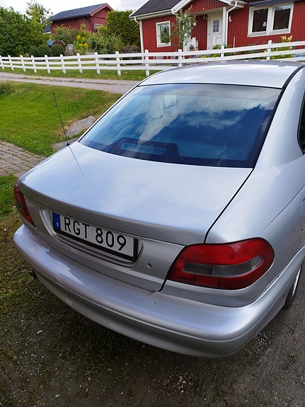 Volvo C70 4 of 5