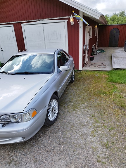 Volvo C70 3 of 5