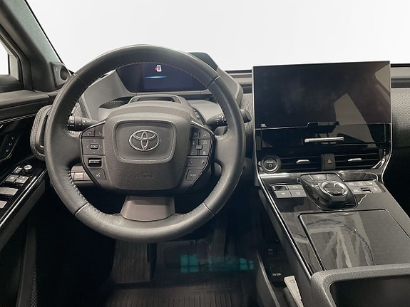 Toyota bZ4X 9 of 11