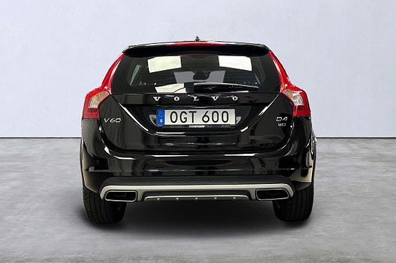 Volvo V60 Cross Country 5 of 5