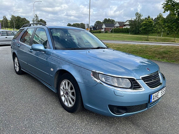 Saab 9-5 2 of 5