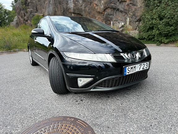 Honda Civic 2 of 5