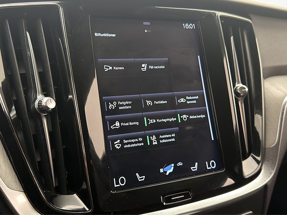 Volvo V60 22 of 30