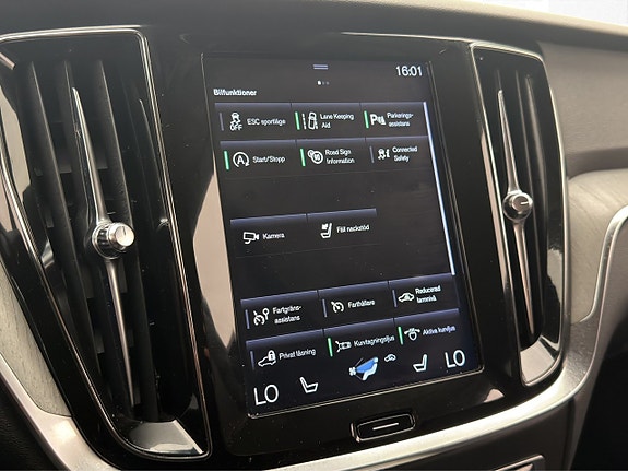 Volvo V60 21 of 30