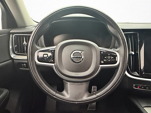 Volvo V60 16 of 30