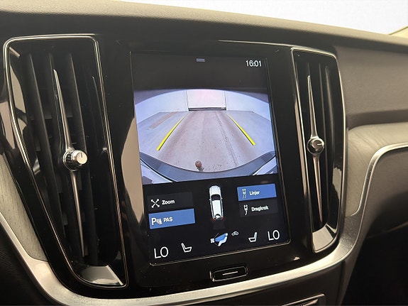 Volvo V60 20 of 30