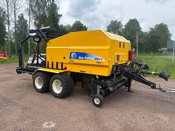 New Holland BR6090 2 of 4