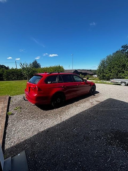 BMW 320d 5 of 7