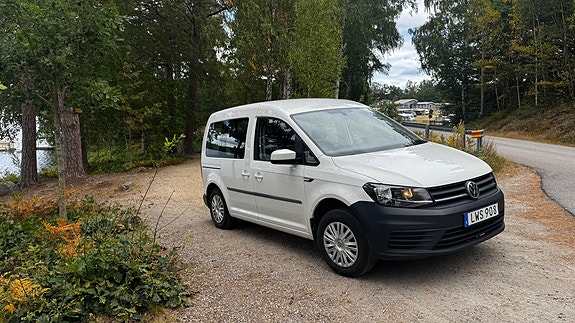 Volkswagen Caddy 2 of 12