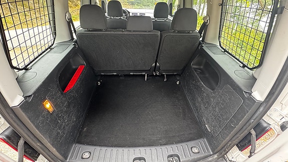 Volkswagen Caddy 7 of 12
