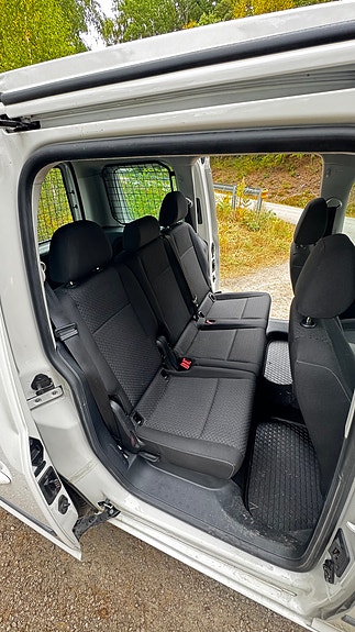 Volkswagen Caddy 8 of 12