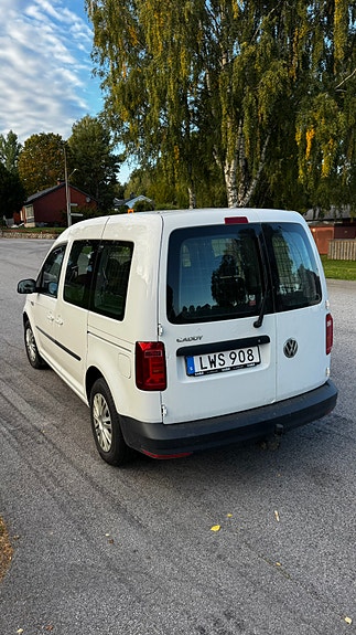 Volkswagen Caddy 4 of 10
