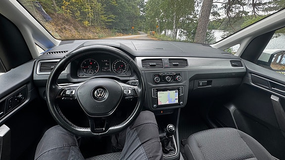 Volkswagen Caddy 11 of 12