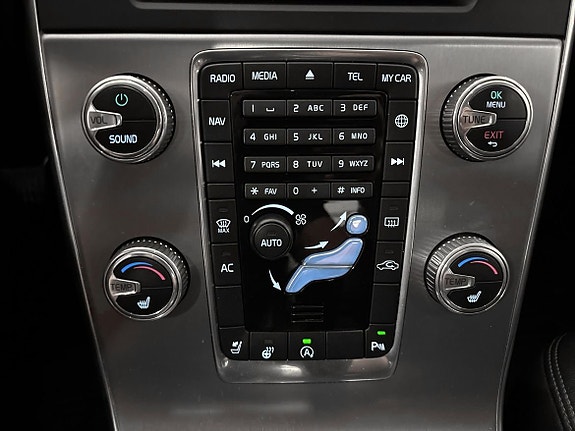 Volvo S60 13 of 15