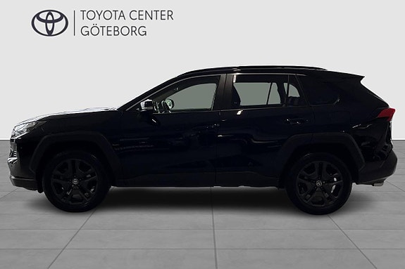 Toyota RAV4 5 of 5