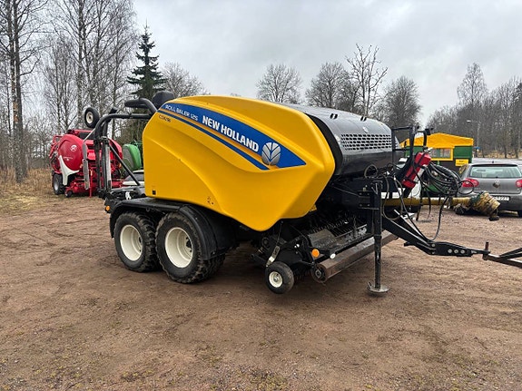 New Holland RB 125 2 of 4