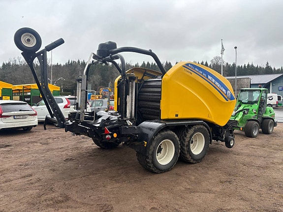 New Holland RB 125 3 of 4