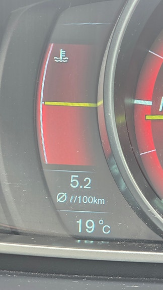 Volvo V40 7 of 22