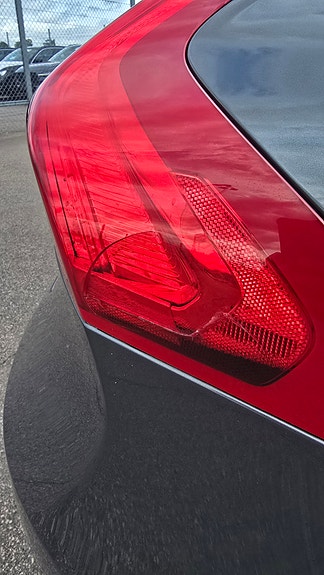 Volvo V40 15 of 22