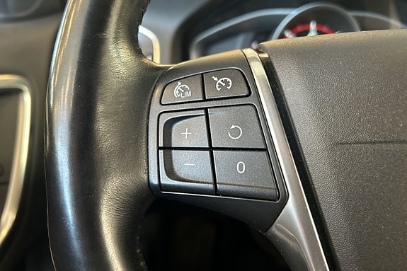 Volvo V60 Cross Country 27 of 30