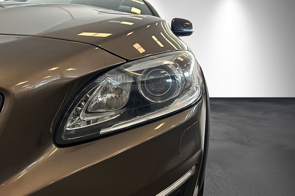 Volvo V60 Cross Country 14 of 30